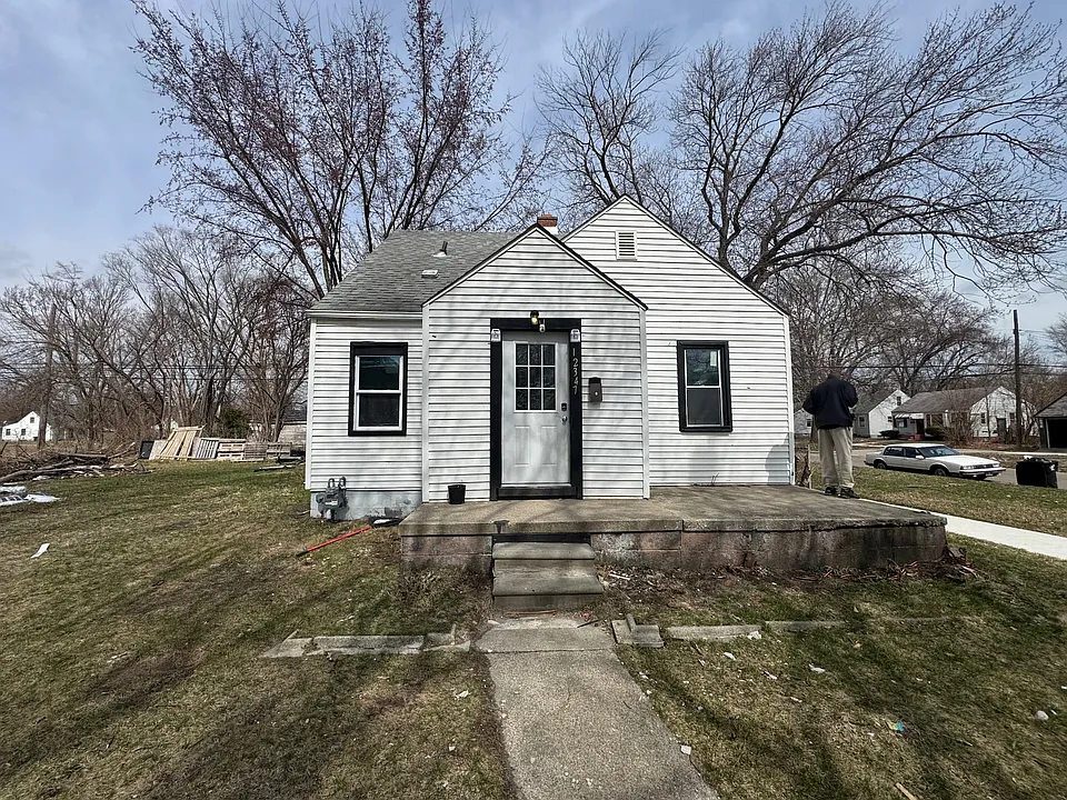 12347 E State Fair Ave