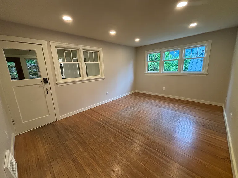 616 Pearl St #2 — Photo 6