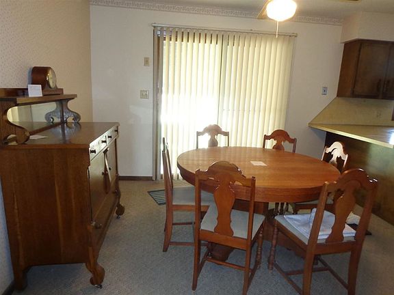 4th image of 2516 Haney Dr