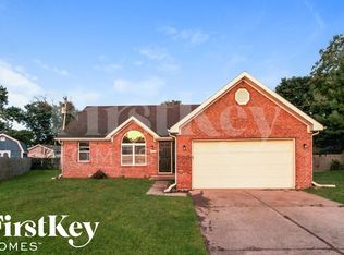 1630 Charlotte Cir, Martinsville, IN 46151