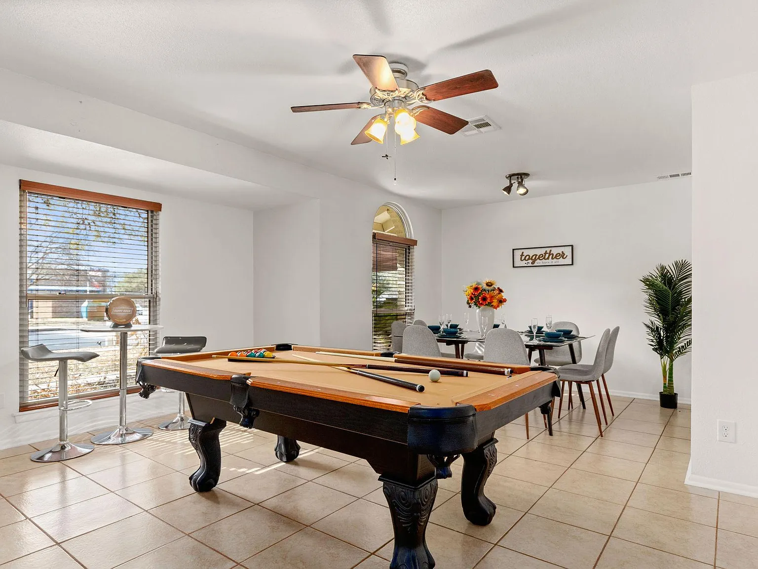 5715 Cary Grant Dr — Photo 2