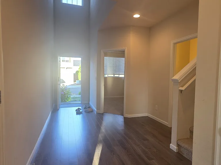 5028 NE 126th Ave — Photo 6
