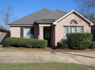 1923 Woodrun Dr, Montgomery, AL 36117