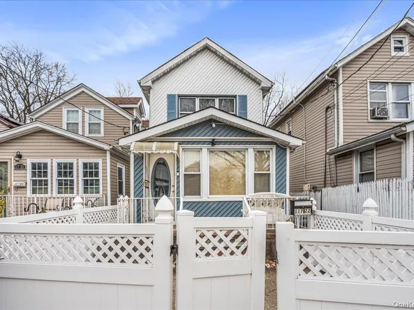11722 142nd Place, Jamaica, NY 11436