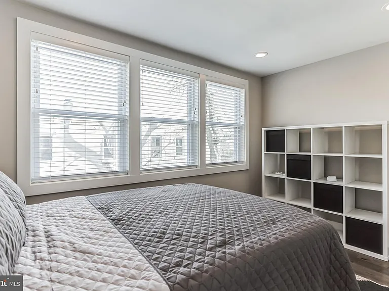 805 Jefferson St NW — Photo 17