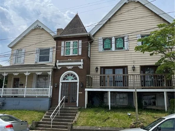 303 Emerson St, Vandergrift, PA 15690