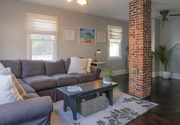 5th image of 5 Chestnut St #1
