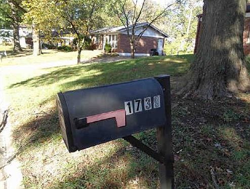 3rd image of 1739 Elkins Dr