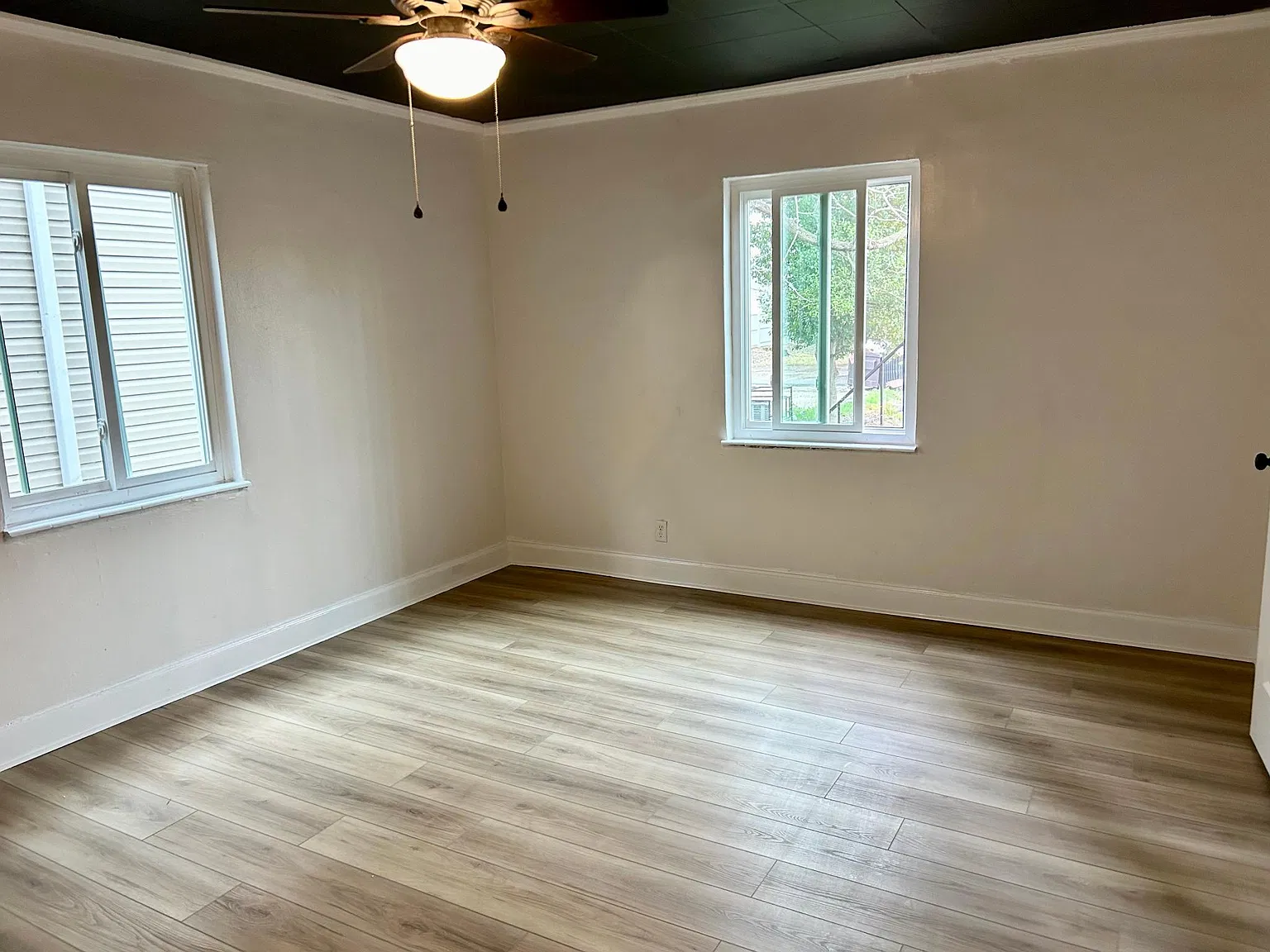 2 bed, 1100 sqft, $1,250 — Photo 4