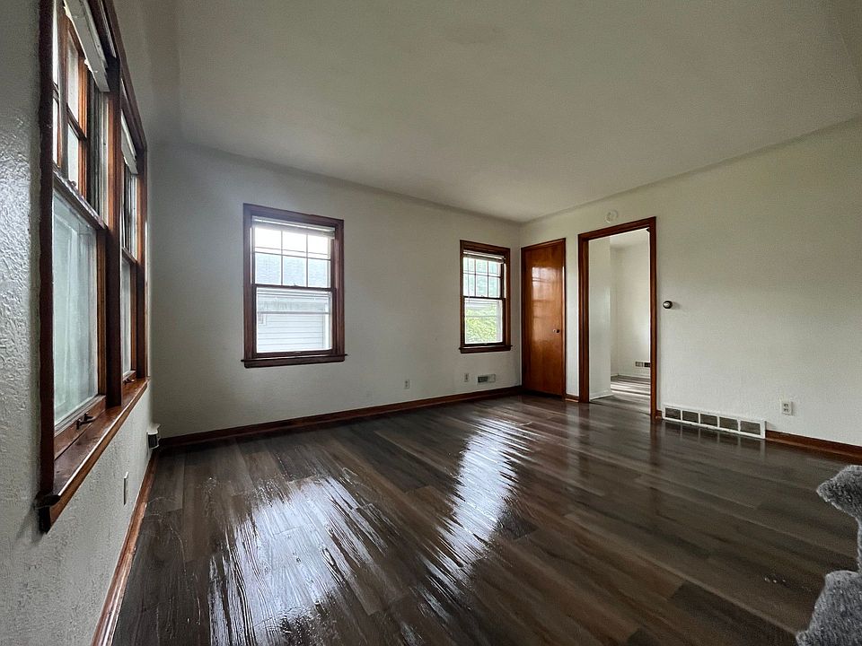 1st image of 1827 Berkshire Pl #1829