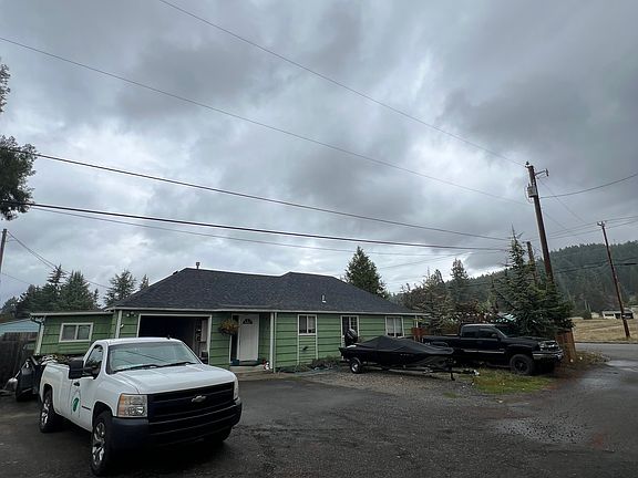2nd image of 77918 S 6th St