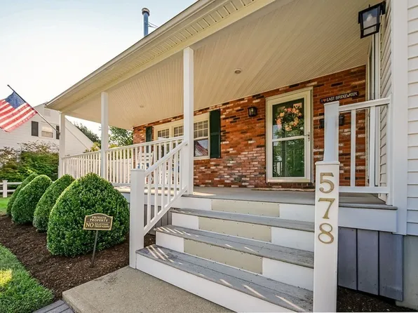 578 Central St, East Bridgewater, MA 02333
