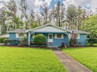 16410 Lake Byrd Dr, Tampa, FL 33618