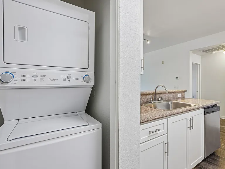 Theatre Square Apartments — Photo 13