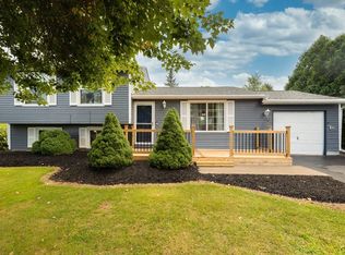 8480 Bayridge Rd, Cicero, NY 13039