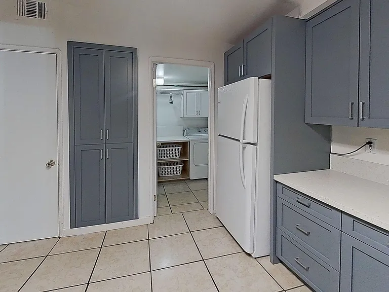 38849 Yucca Tree St — Photo 6