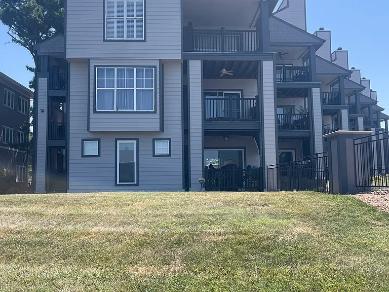 18883 Vineyard Point Ln — Photo 26