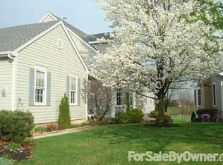 1373 Miller Rd, Geneva, IL 60134