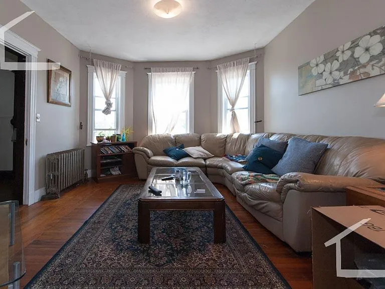65 Hobart St #A — Photo 9