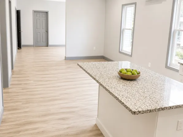 4 Normal St #3, Worcester, MA 01605