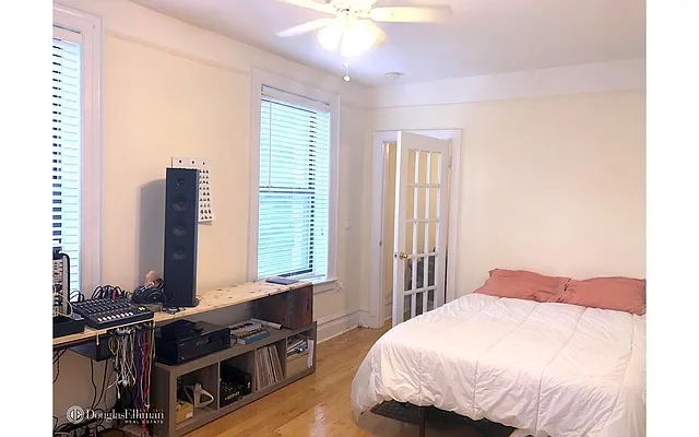 Rented by Douglas Elliman | media 29