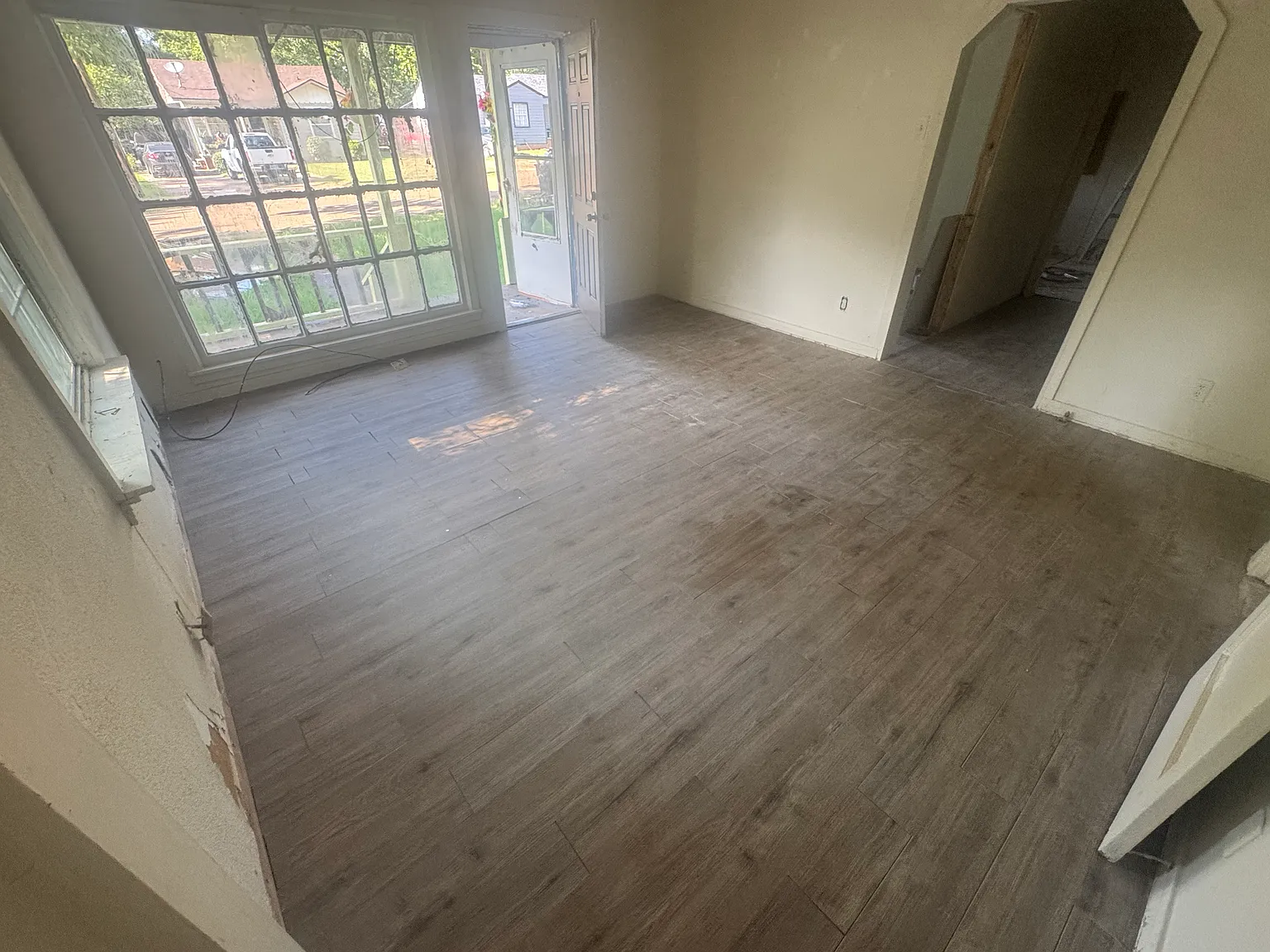 W Highland Ave, Longview — Photo 2