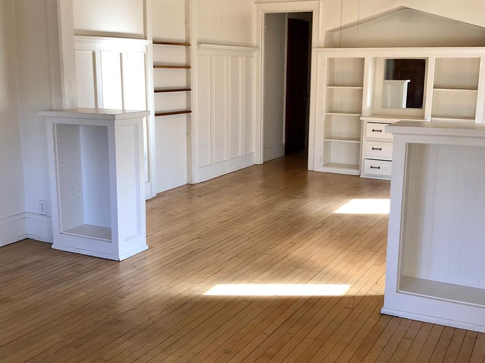1st image of 1546 S Layton Blvd #5