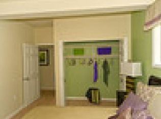 5937 Fisher Rd APT 102, Temple Hills, MD 20748