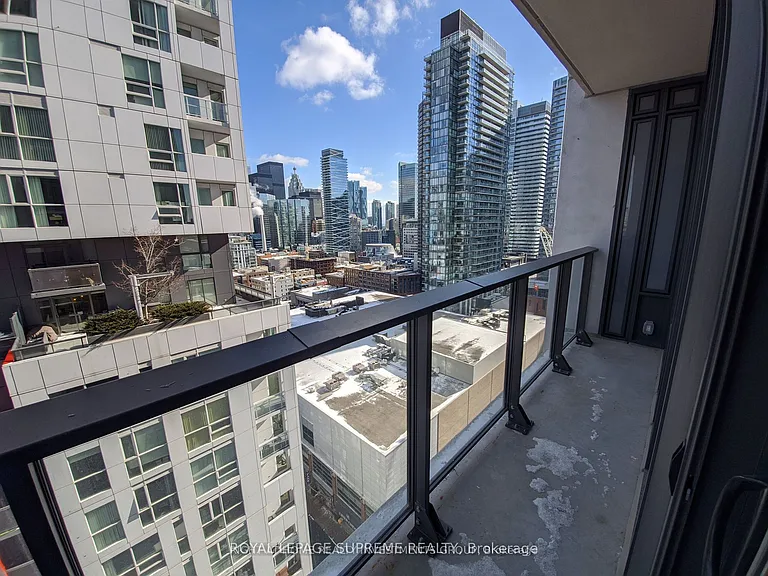 330 Richmond St W #2315 — Photo 19