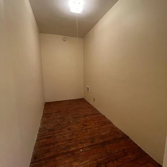 401 Nichols St #1 — Photo 8
