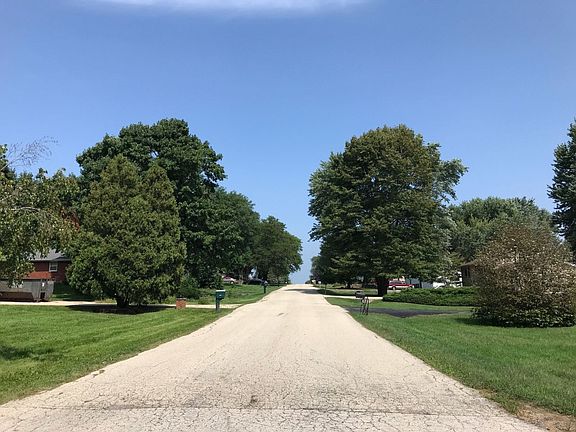 5th image of 1067 Randall Dr