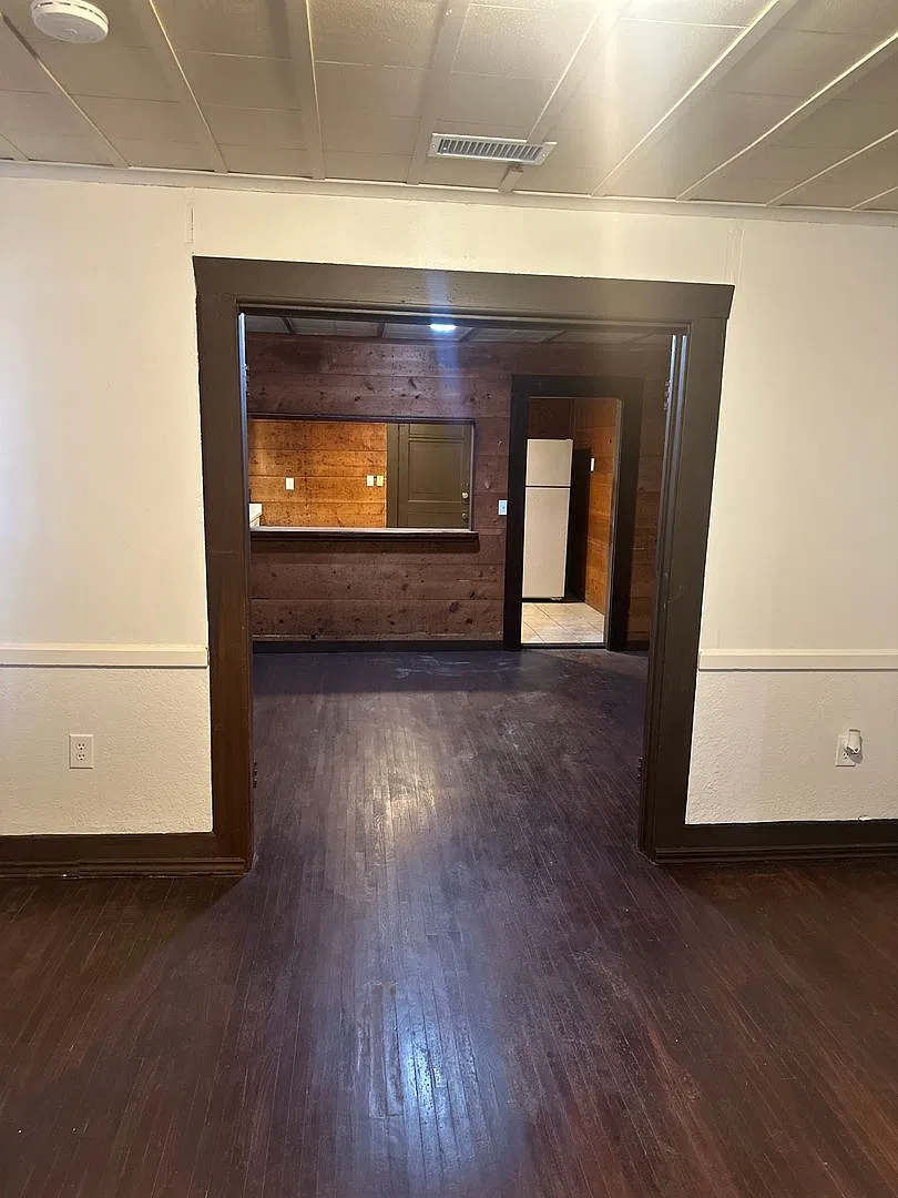 2 Bedroom | 1 Bath | Updated In 2025! — Photo 3