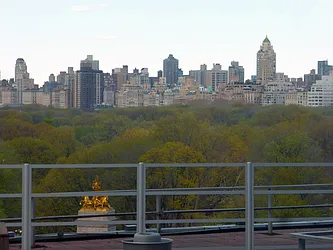 Rented by Barlavi Inc.