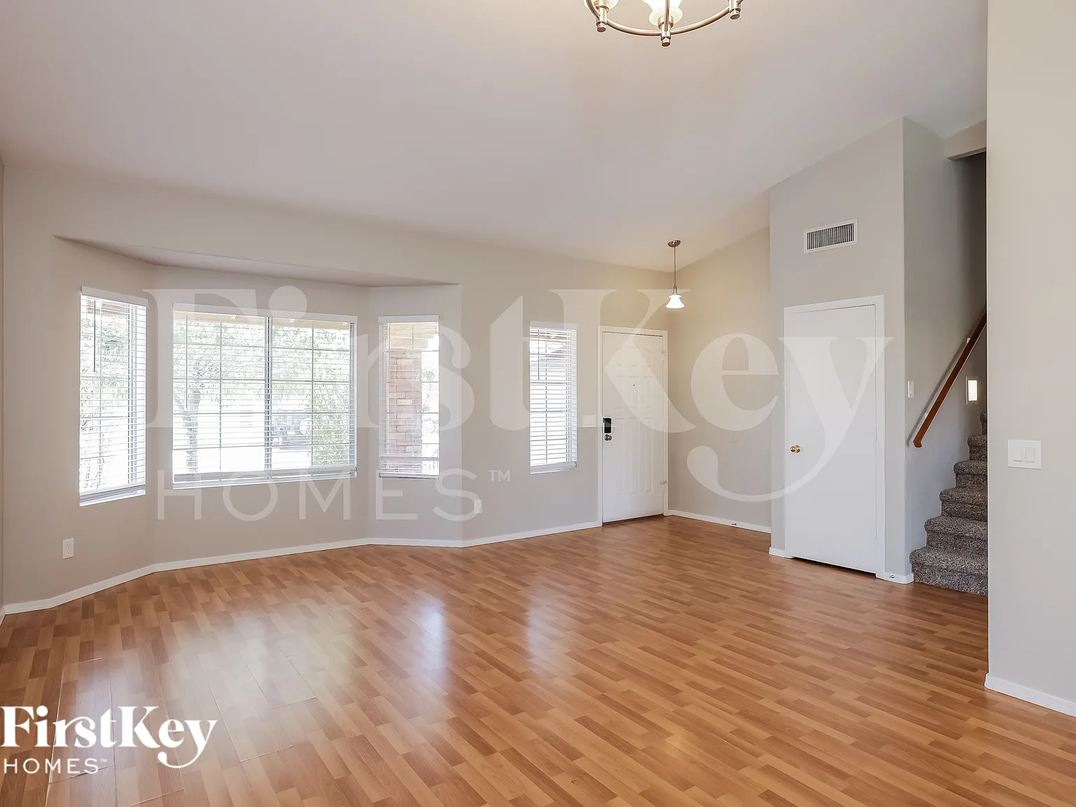 3 bed, 2.5 bath, 1832 sqft, $2,850 — Photo 4