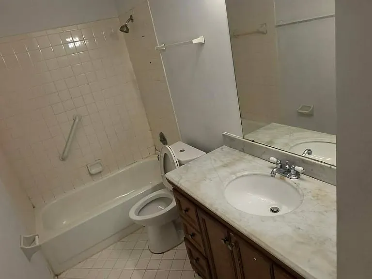 3453 NW 44th St #104 — Photo 5