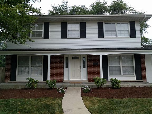 3rd image of 611 E Valley Ln