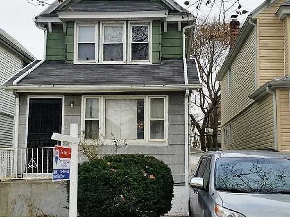 2nd image of 9313 Vanderveer St