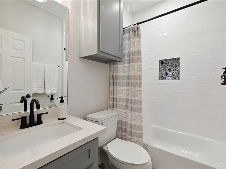 5904 Sandpiper Ave #3 — Photo 8