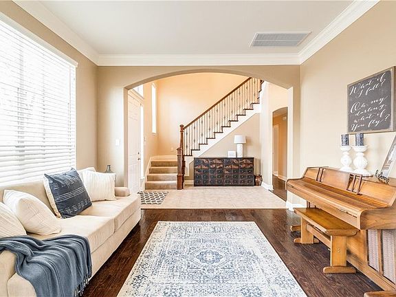 5th image of 3587 Chesapeake Dr