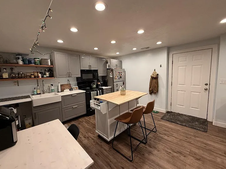 1531 N 4300 W — Photo 12