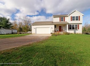1934 Ives Rd, Leslie, MI 49251