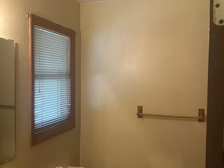 1218 Huntsman Ct — Photo 10