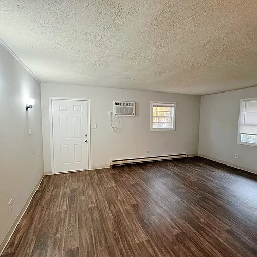 5003 Alan Dr #C Photo 1