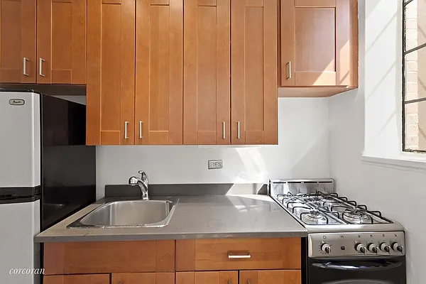 Rented by Corcoran | media 3