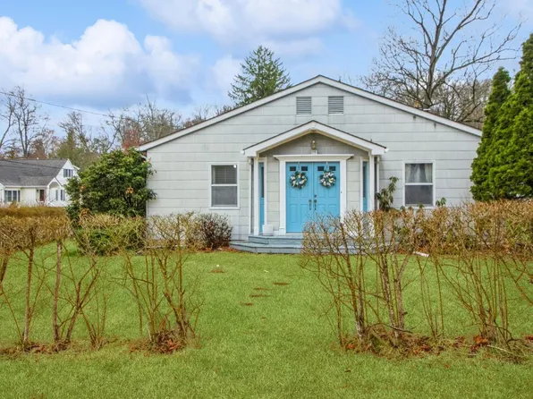 13 Cypress Lane, Yorktown Heights, NY 10598