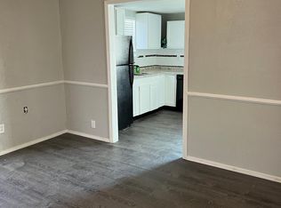 209 S 14th St, Collinsville, OK 74021