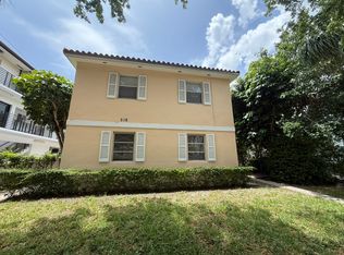 518 Santander Ave APT 3, Miami, FL 33134