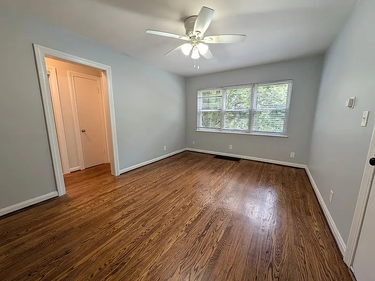 2200 Speed Ave — Photo 13