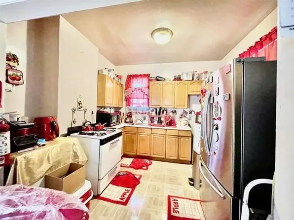 1922 John F Kennedy Boulevard image 10 of 13