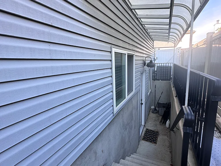 Connecticut St — Photo 2